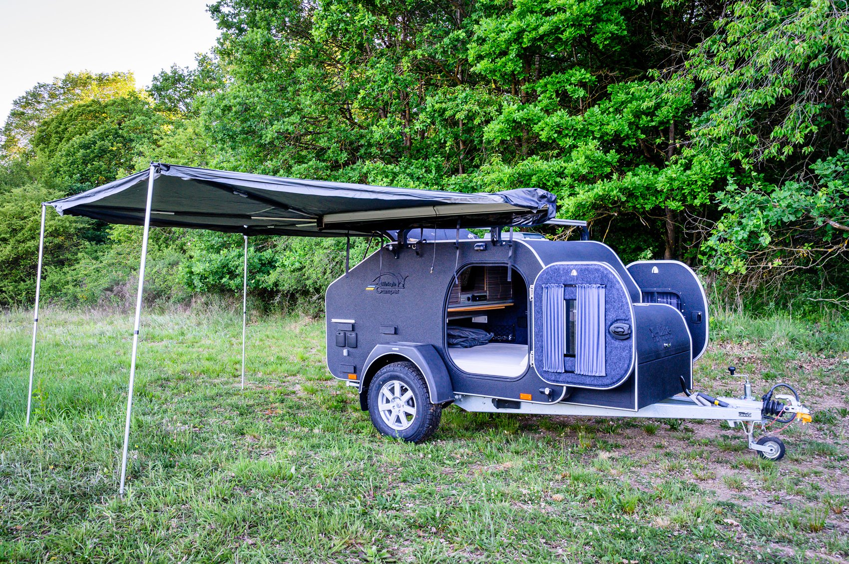 LSC-660 X-Line Camper s velkou markýzou