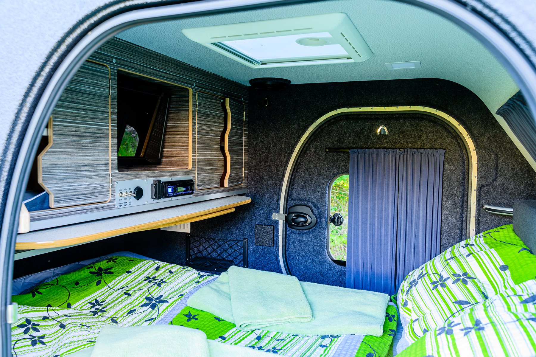 LSC-531 X-Lime Camper s velkou markýzou